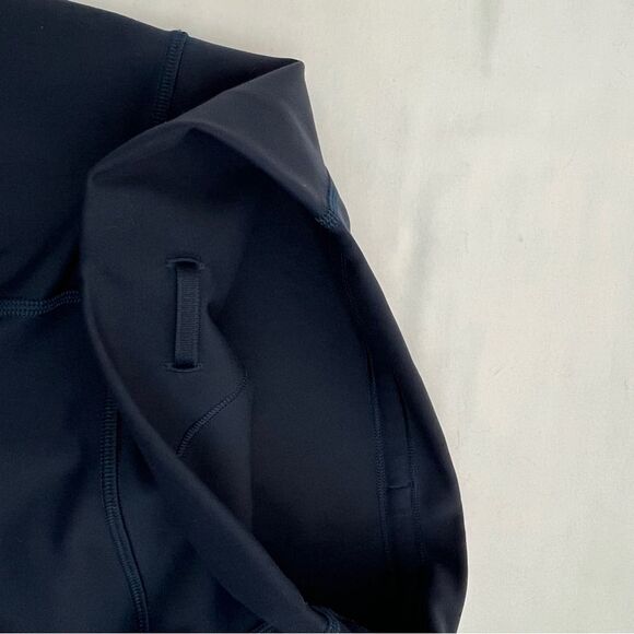 Lululemon Wunder Train High-Rise Short 6"
True Navy size 4 - Picture 5 of 6